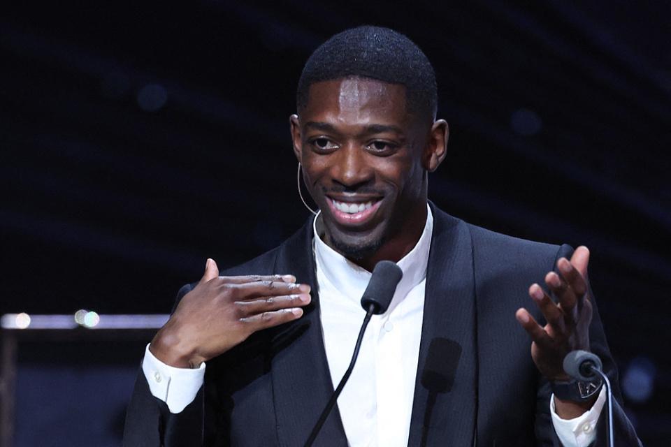 哪里, 诉我, 工作人员